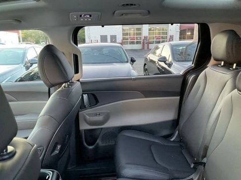 New 2026 Kia Carnival SX image 43