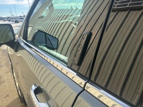 Used 2023 Chevrolet Silverado 1500 LTZ w/ Z71 Off-Road Package image 10