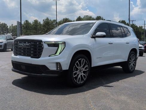 Used 2026 GMC Acadia Denali Ultimate w/ LPO, All-Weather Package FWD image 6