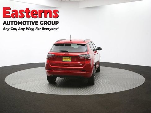 Used 2023 Jeep Compass Limited image 40