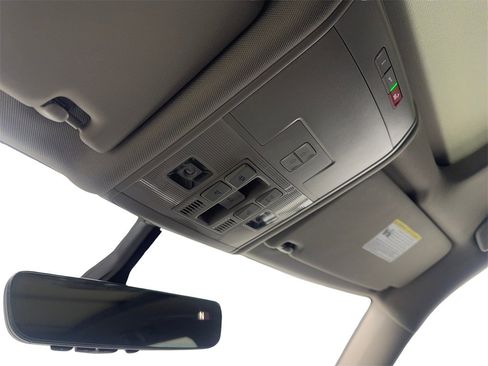 Used 2023 Volkswagen Atlas SE w/ Panoramic Sunroof Package image 74