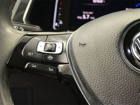 Used 2021 Volkswagen Tiguan SEL w/ 3-Row Tiguan MDO Package image 28