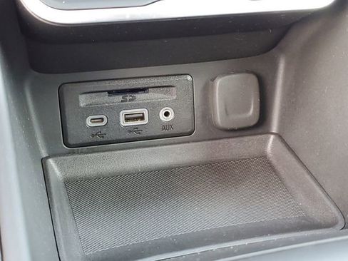 Used 2020 GMC Terrain SLT w/ Preferred Package image 16