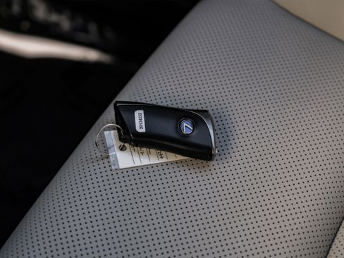 Used 2021 Lexus UX 250h w/ Premium Package image 53