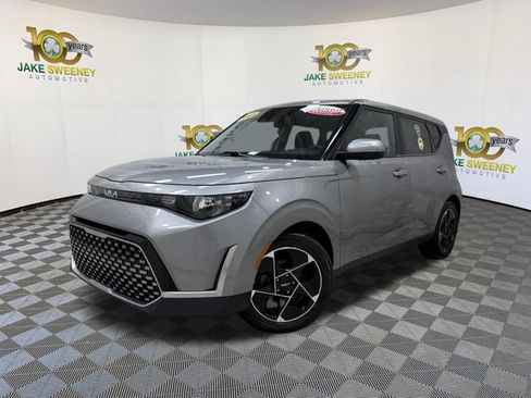 Certified 2023 Kia Soul EX FWD image 4