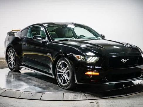 Used 2016 Ford Mustang GT Premium w/ Equipment Group 401A image 5