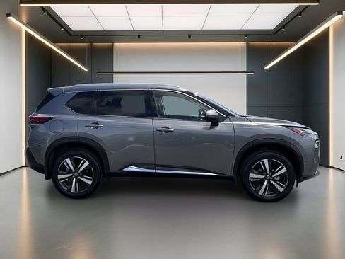 Used 2021 Nissan Rogue Platinum AWD/4WD image 7