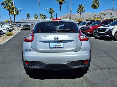 Used 2016 Nissan Juke S FWD image 12