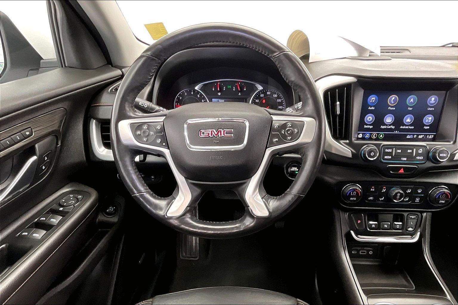 Used 2018 GMC Terrain SLT w/ Preferred Package AWD/4WD image 4