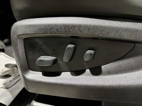 Used 2019 GMC Yukon XL Denali image 26