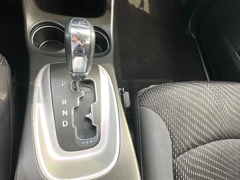 Used 2018 Dodge Journey SE FWD image 41