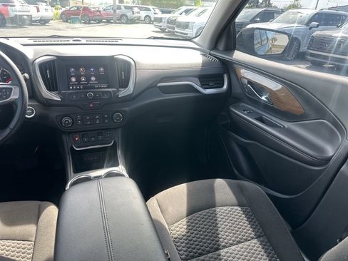 Used 2020 GMC Terrain SLE w/ Elevation Edition FWD image 21