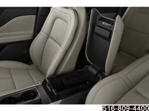 Used 2022 Lincoln Corsair AWD w/ Equipment Group 101A image 15