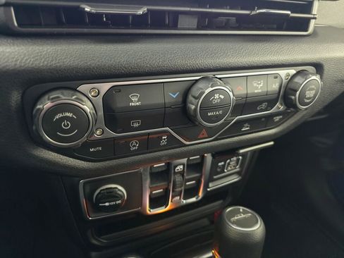 New 2026 Jeep Gladiator Sport image 22