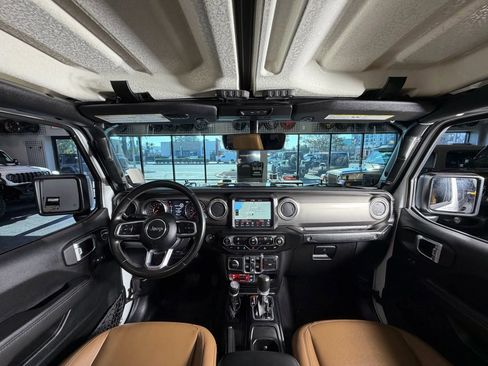 Used 2021 Jeep Gladiator Rubicon image 20