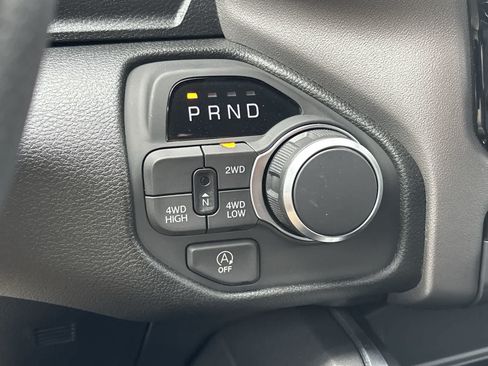New 2026 RAM 1500 Express AWD/4WD image 22