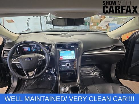Used 2017 Ford Fusion Titanium AWD/4WD image 14