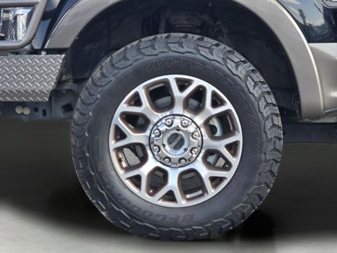 Used 2022 Ford F350 King Ranch w/ King Ranch Ultimate Package AWD/4WD image 11