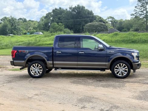 Used 2015 Ford F150 Lariat w/ Equipment Group 502A Luxury AWD/4WD image 6