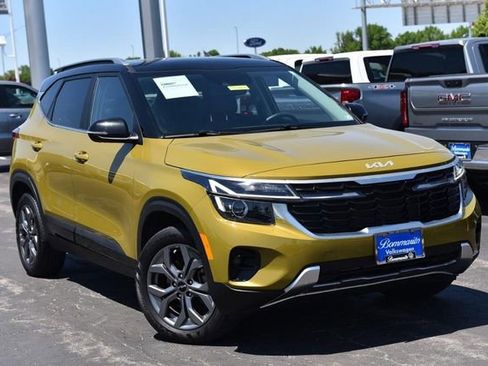 Used 2024 Kia Seltos S AWD/4WD image 2