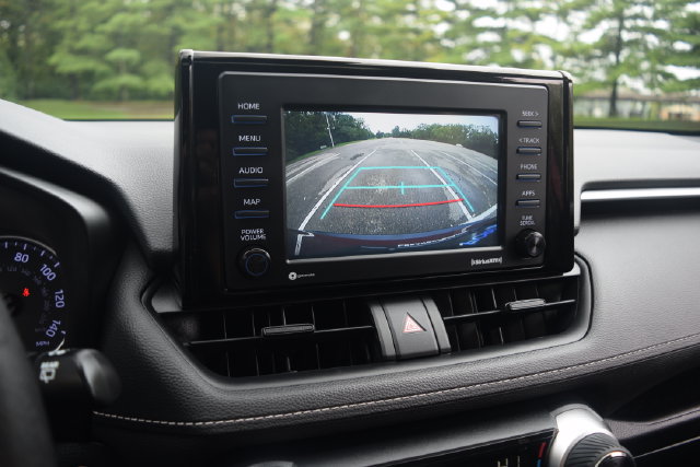 Used 2020 Toyota RAV4 XLE w/ Convenience Package FWD image 10