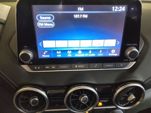 Used 2025 Nissan Sentra SV FWD image 25