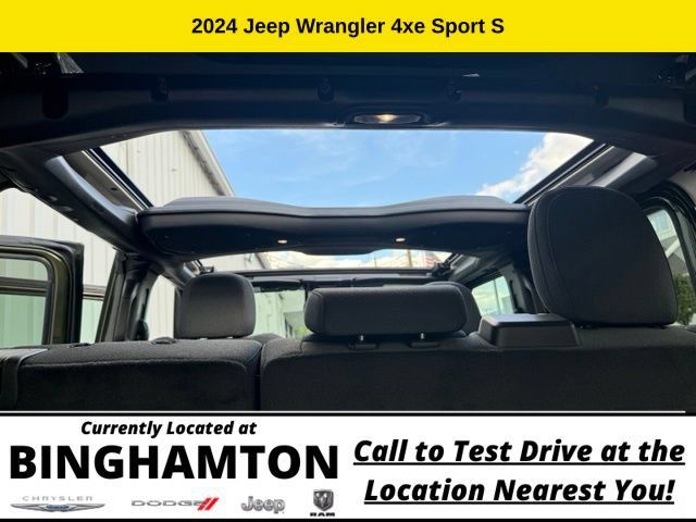 Used 2024 Jeep Wrangler Unlimited w/ Convenience Group AWD/4WD image 23