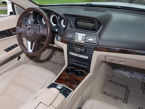 Used 2014 Mercedes-Benz E 350 Cabriolet image 34
