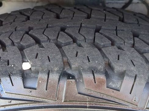 Used 2021 Jeep Cherokee Trailhawk w/ Premium Leather Package image 13