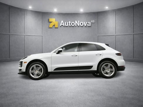 Used 2021 Porsche Macan S w/ Premium Package Plus image 44