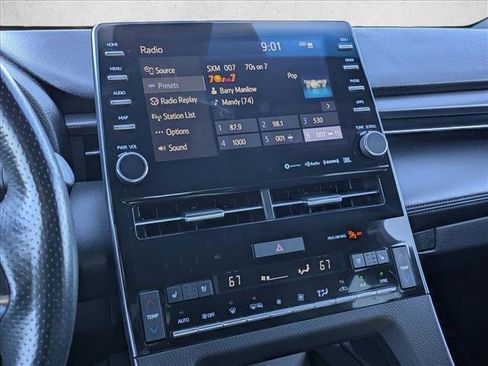 Used 2019 Toyota Avalon Touring image 13