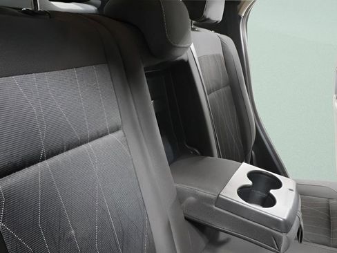 Used 2019 Ford EcoSport SE w/ SE Convenience Package image 30