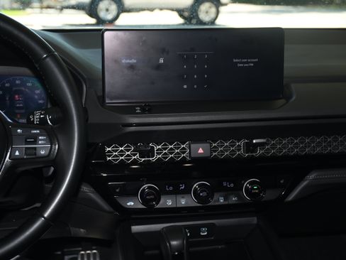 Used 2024 Honda Accord Sport image 18