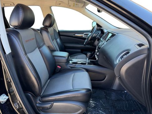 Used 2020 Nissan Pathfinder SV w/ Rock Creek Edition image 18