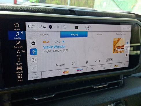 New 2026 Jeep Gladiator Sport image 13