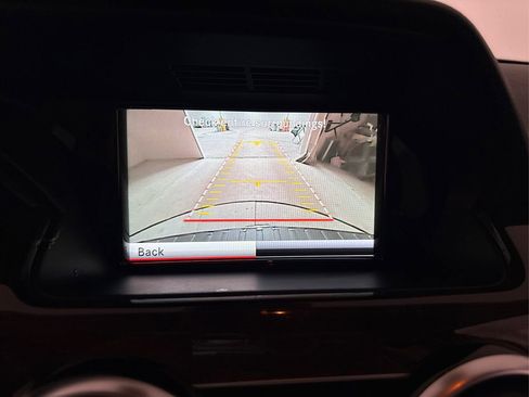 Used 2015 Mercedes-Benz GLK 350 2WD image 30