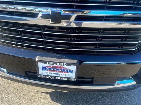 Used 2022 Chevrolet Tahoe LT w/ Luxury Package image 9