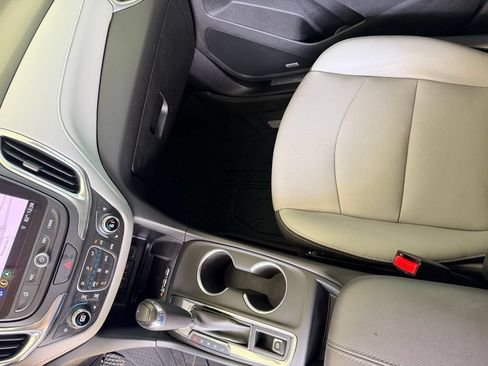 Used 2019 Chevrolet Equinox Premier FWD image 25
