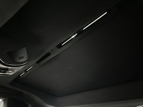 Used 2015 Maserati Ghibli image 54