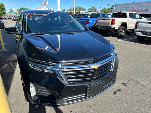 Used 2024 Chevrolet Equinox LT AWD/4WD image 3