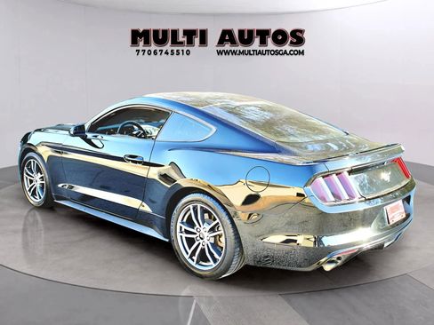 Used 2016 Ford Mustang Coupe image 5