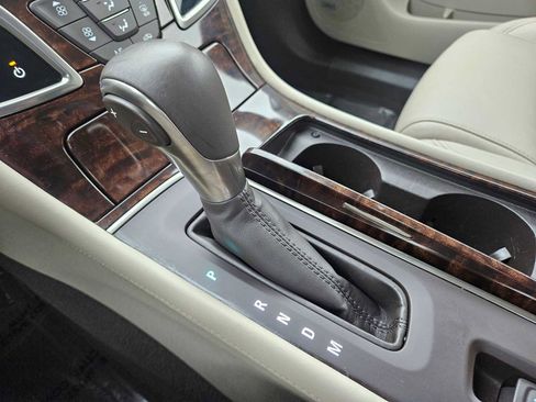 Used 2014 Buick LaCrosse Leather w/ Driver Confidence Package image 31