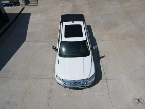 Used 2020 RAM 1500 Laramie AWD/4WD image 53