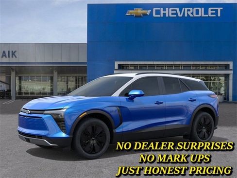 New 2025 Chevrolet Blazer EV LT image 2