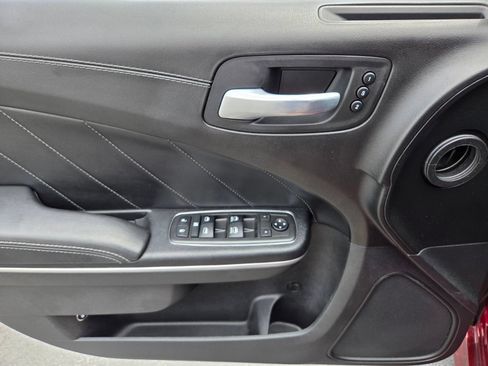 Used 2019 Dodge Charger GT RWD image 17