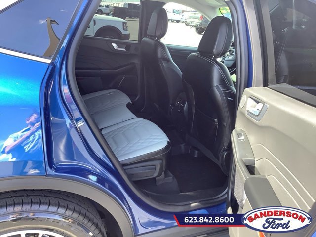 Certified 2023 Ford Escape SE w/ PHEV Premium Package FWD image 18