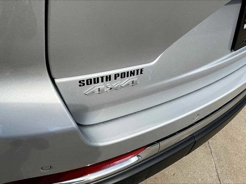 New 2025 Jeep Grand Cherokee Laredo X w/ Luxury Tech Group I image 15