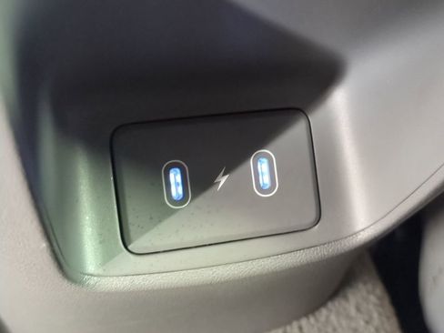 Certified 2025 Hyundai Elantra SEL FWD image 15