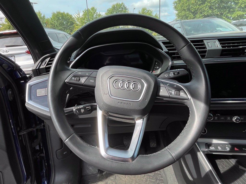 Used 2024 Audi Q3 2.0T Premium Plus w/ Premium Plus Package AWD/4WD image 13