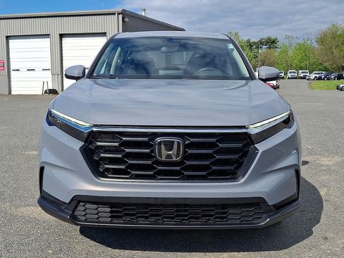 Used 2024 Honda CR-V LX image 2